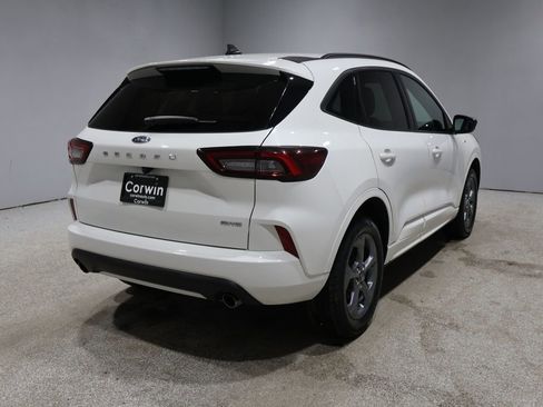 Used 2024 Ford Escape ST-Line image 2