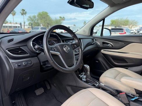 Used 2017 Buick Encore Premium image 18