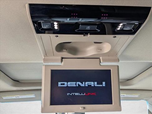 Used 2018 GMC Yukon Denali w/ Denali Ultimate Package image 30