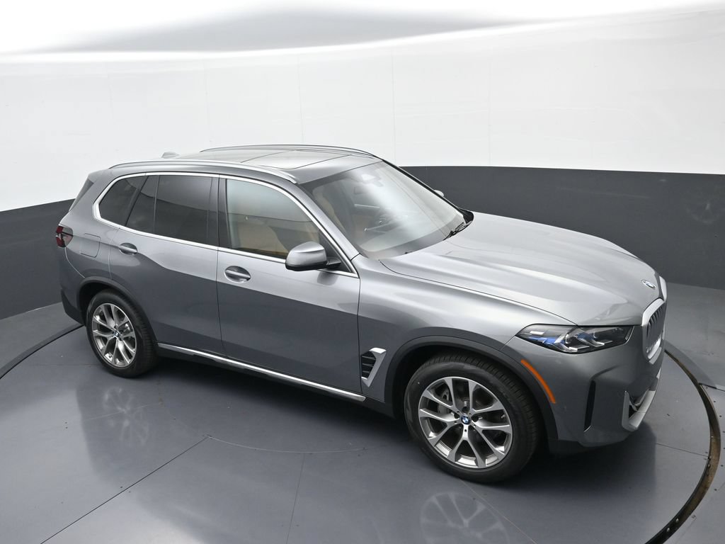 New 2026 BMW X5 xDrive40i w/ Climate Comfort Package AWD/4WD image 30
