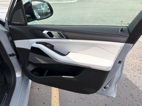 New 2026 BMW X5 xDrive40i w/ M Sport Package image 15