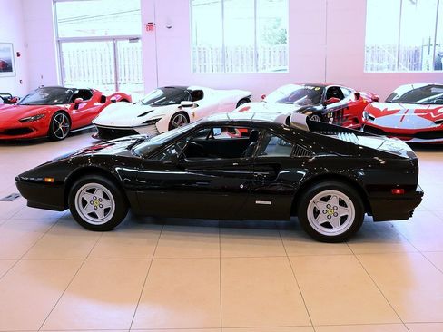 Used 1986 Ferrari 328 GTB image 3