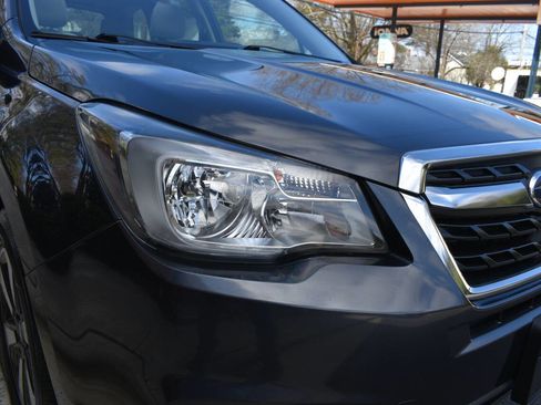 Used 2018 Subaru Forester 2.5i Premium w/ All-Weather Package image 38