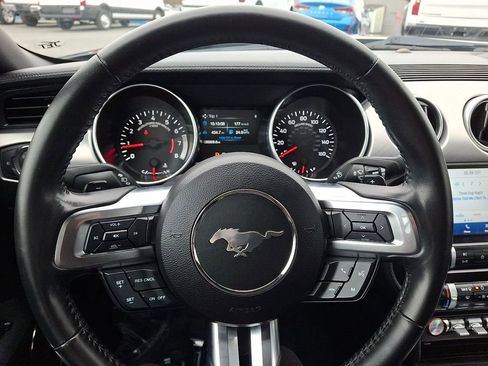 Used 2020 Ford Mustang Premium image 18
