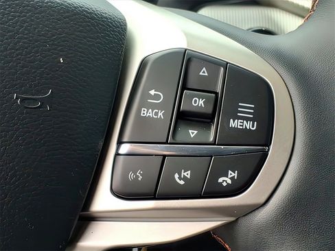 New 2026 Ford Explorer Active w/ Active Comfort Package image 14