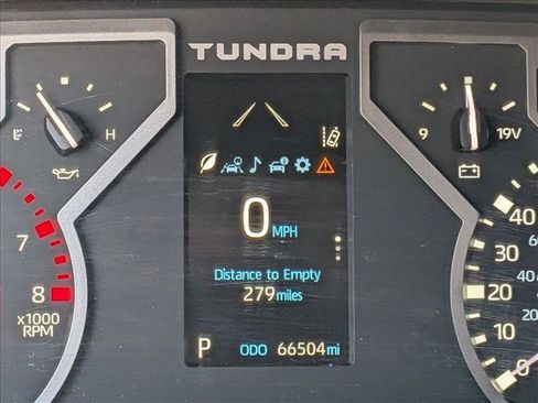 Used 2022 Toyota Tundra SR5 RWD image 5