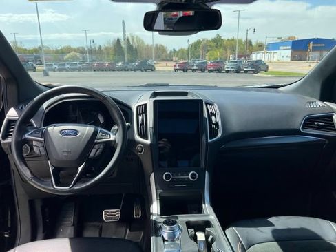 Used 2023 Ford Edge ST-Line w/ Class II Trailer Tow Package AWD/4WD image 16