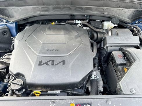Used 2025 Kia Telluride S image 34