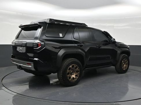 Used 2025 Toyota 4Runner Trailhunter AWD/4WD image 5