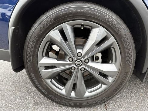 Used 2019 Nissan Murano Platinum image 17