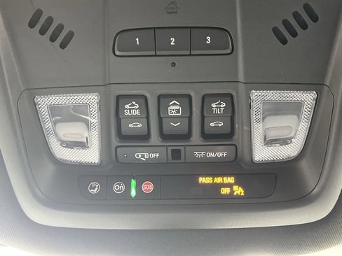 Certified 2023 Buick Enclave Essence w/ Experience Buick Package image 29