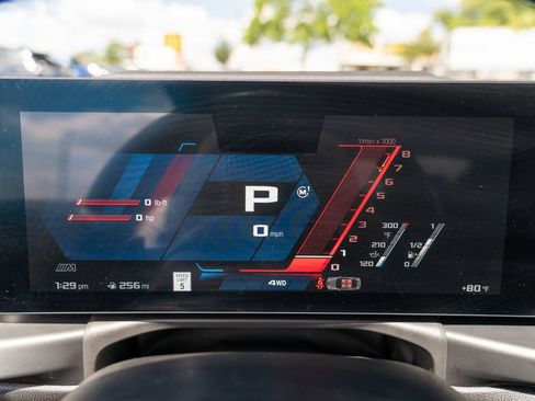 Used 2025 BMW M4 xDrive Competition w/ Executive Package AWD/4WD image 26