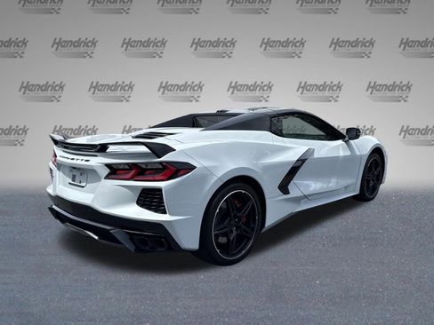 Used 2024 Chevrolet Corvette Stingray Preferred Conv w/ Z51 Performance Package RWD image 10