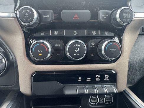 Used 2021 RAM 1500 Laramie AWD/4WD image 24