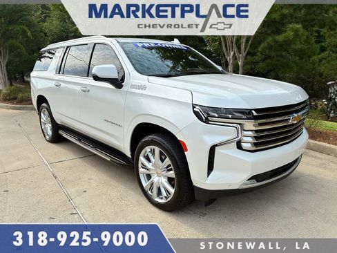 Used 2023 Chevrolet Suburban High Country image 1