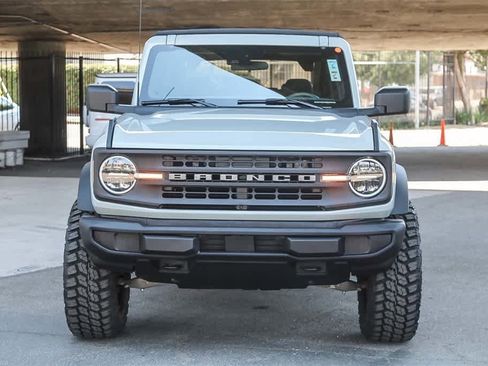 Used 2022 Ford Bronco 4-Door image 2