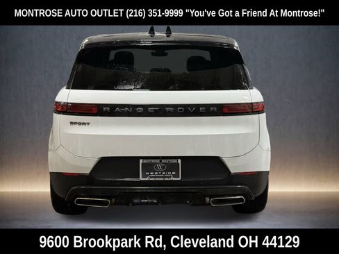 New 2025 Land Rover Range Rover Sport SE image 4