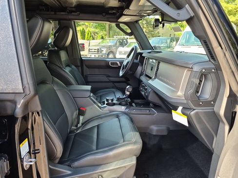 New 2026 Ford Bronco Outer Banks AWD/4WD image 24