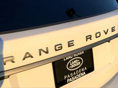 Used 2020 Land Rover Range Rover AWD/4WD image 32