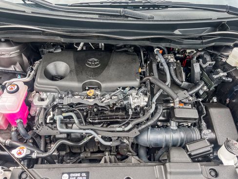 Used 2024 Toyota Sienna Platinum image 26