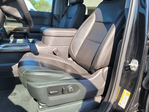 Used 2020 Chevrolet Silverado 1500 LT Trail Boss AWD/4WD image 23