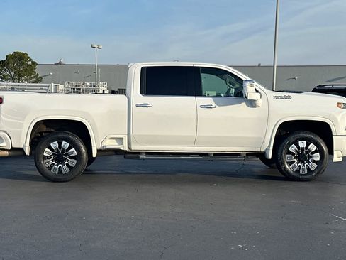 Used 2020 Chevrolet Silverado 2500 High Country image 6