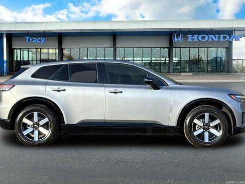 New 2026 Honda Prologue Touring image 3
