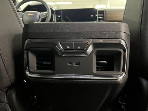 New 2026 Chevrolet Silverado 1500 High Country AWD/4WD image 22