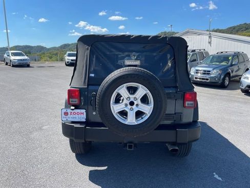 Used 2008 Jeep Wrangler Unlimited X w/ Trailer Tow Group AWD/4WD image 7