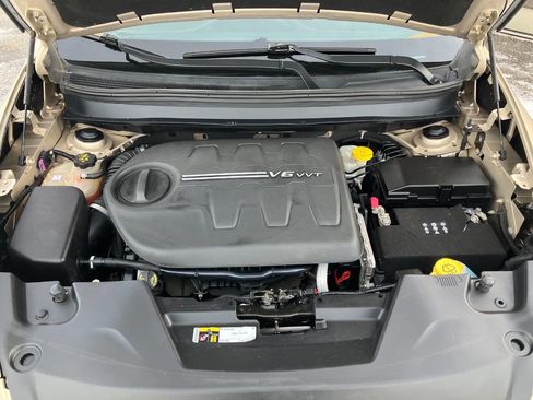 Used 2015 Jeep Cherokee Limited w/ Luxury Group image 23