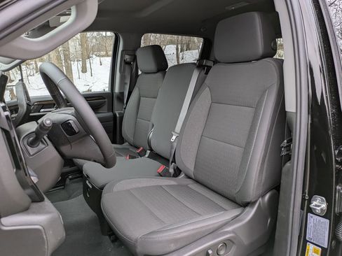 New 2026 GMC Sierra 2500 SLE w/ SLE Value Package; AWD/4WD image 12