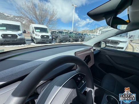 Used 2026 Tesla Model Y Long Range image 15