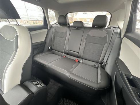 New 2026 Volkswagen Taos SE AWD/4WD image 22