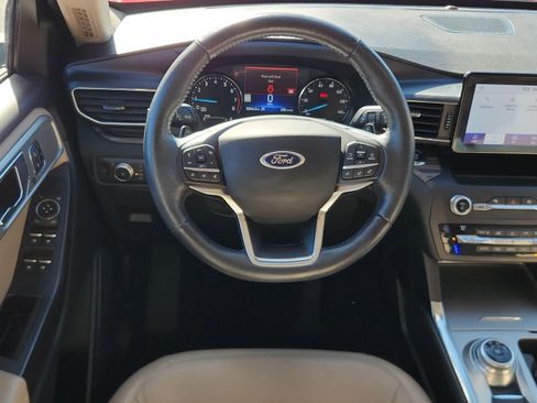 Used 2020 Ford Explorer Limited image 10