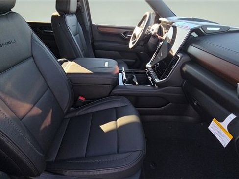 New 2026 GMC Yukon XL Denali w/ Sun & Power Step Package image 25