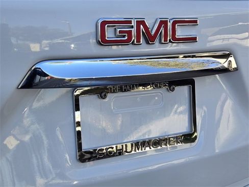 Used 2019 GMC Terrain SLE w/ Driver Convenience Package image 9