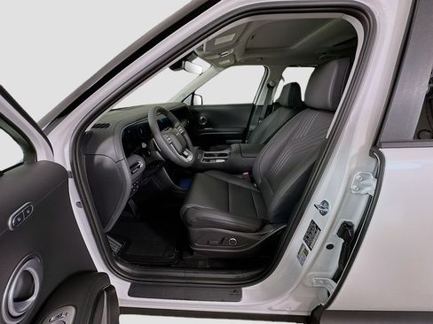 New 2026 Hyundai Palisade SEL Premium FWD image 16
