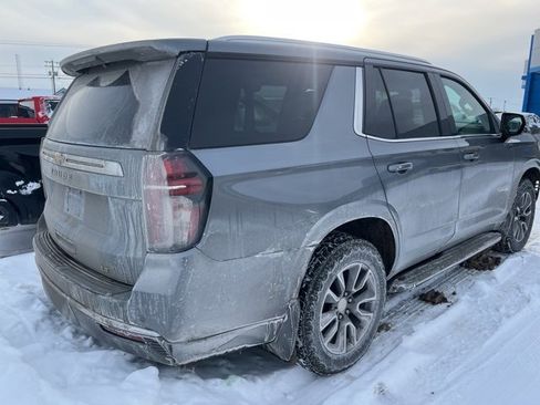 Used 2021 Chevrolet Tahoe LT w/ LT Signature Package image 3