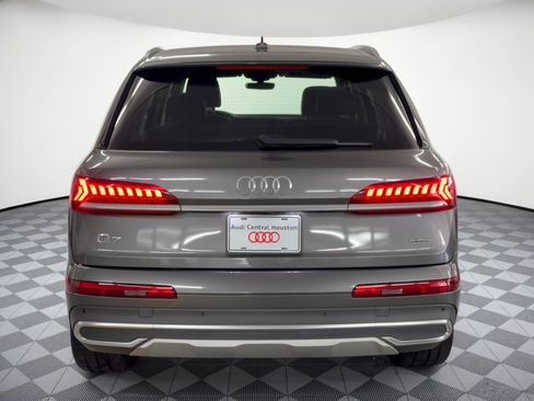 Used 2023 Audi Q7 2.0T Premium Plus w/ Premium Plus Package AWD/4WD image 11