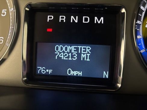 Used 2011 Cadillac Escalade EXT Luxury AWD/4WD image 18
