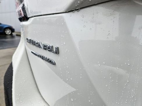 Used 2022 Subaru Outback Limited image 7