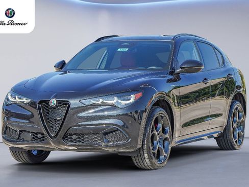 New 2025 Alfa Romeo Stelvio Sprint w/ Veloce Package AWD/4WD image 7