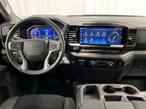 Used 2024 Chevrolet Silverado 1500 RST AWD/4WD image 13