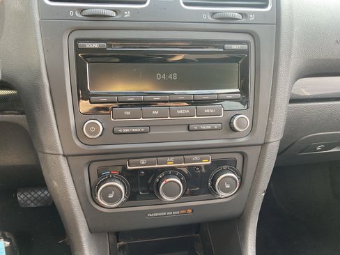 Used 2014 Volkswagen Jetta S image 12