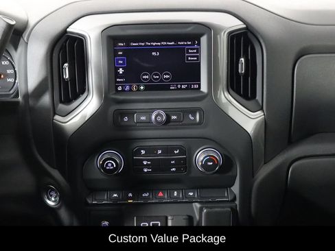 Used 2024 Chevrolet Silverado 1500 Custom w/ LPO, Dark Essentials Package RWD image 7