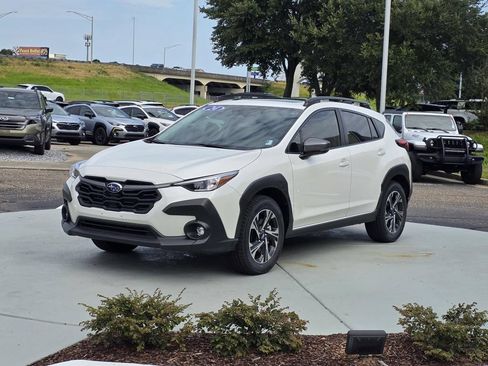 Used 2024 Subaru Crosstrek 2.0i Premium AWD/4WD image 7