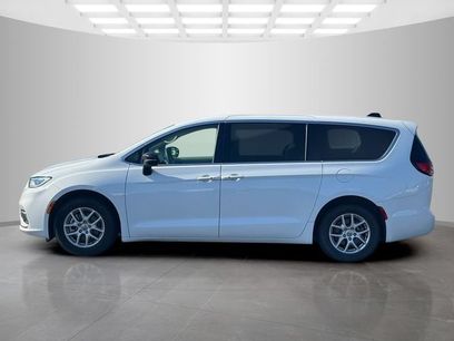 Certified 2024 Chrysler Pacifica Touring-L