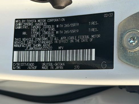 Used 2022 Lexus GX 460 Premium w/ Accessory Package AWD/4WD image 34