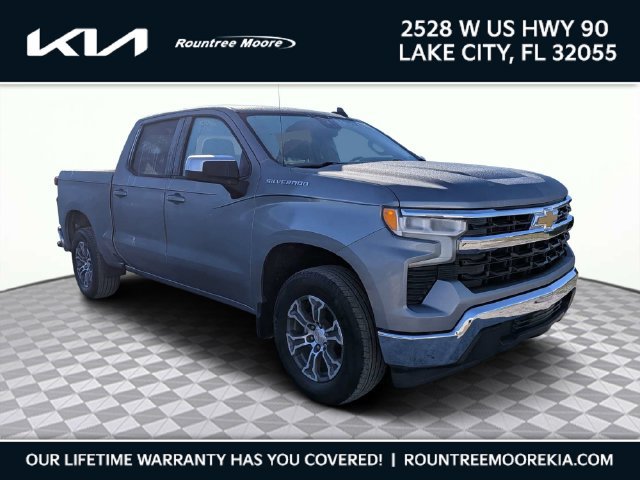 Used 2025 Chevrolet Silverado 1500 LT RWD image 1