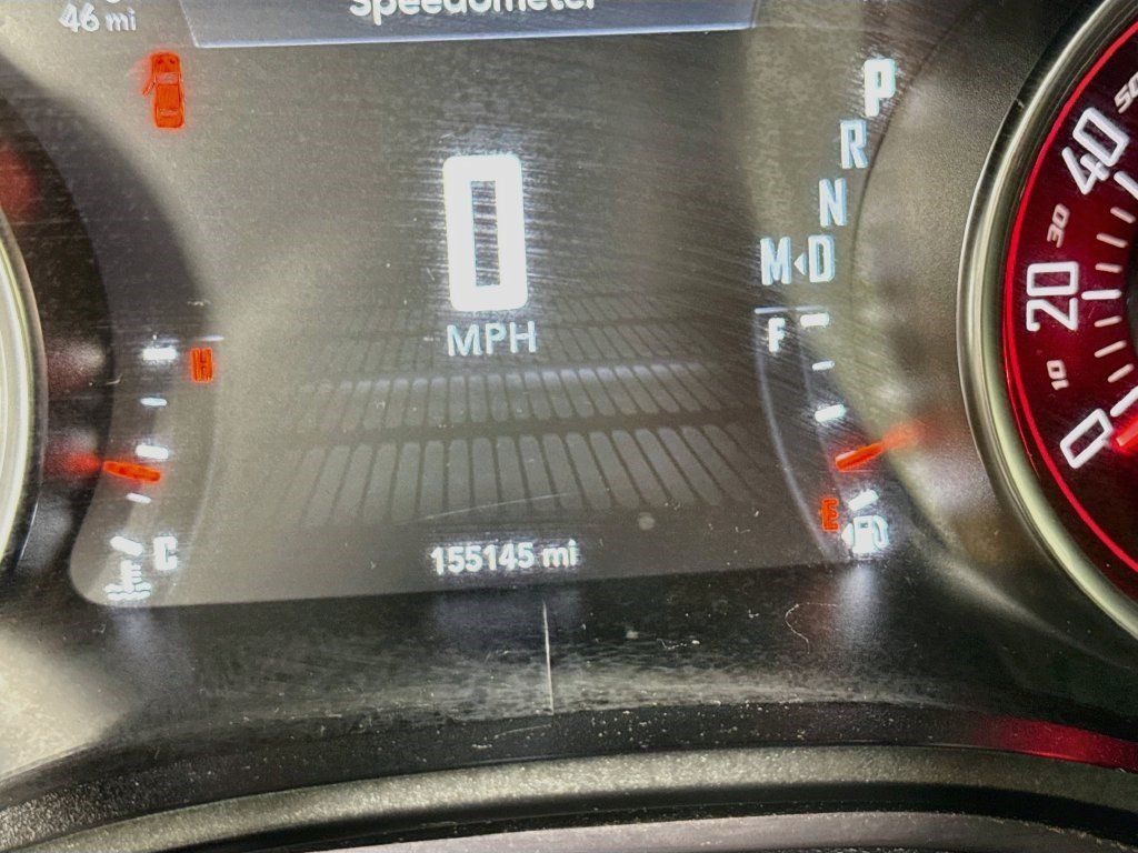 Used 2017 Dodge Challenger SXT w/ Driver Convenience Group RWD image 15